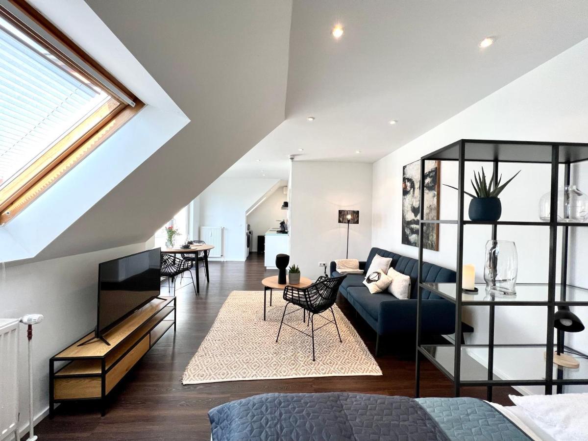 Sunset Apartment: Free Parking + Balcony + Netflix Essen Exterior foto